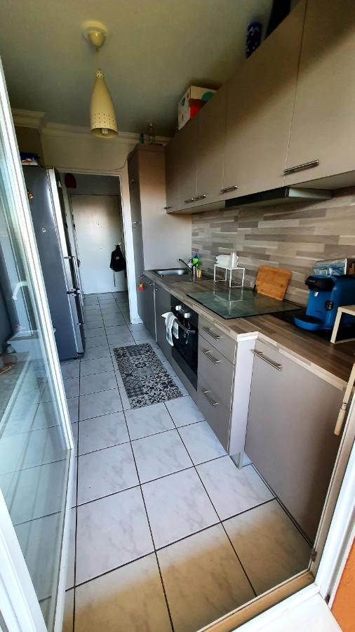 Appartement Beau T1 Piscine Tennis